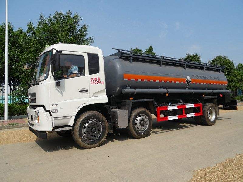 危險(xiǎn)品槽罐車(chē)
